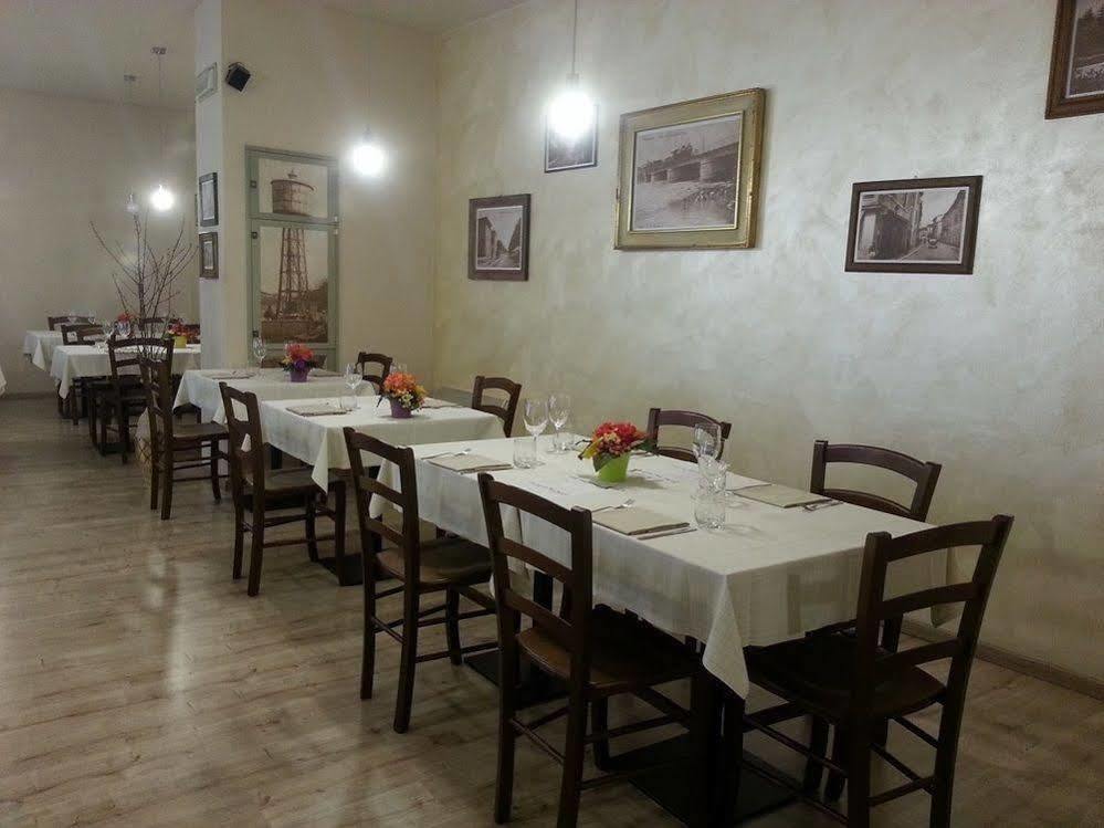 Locanda San Fiorenzo Fiorenzuola dʼArda Εξωτερικό φωτογραφία